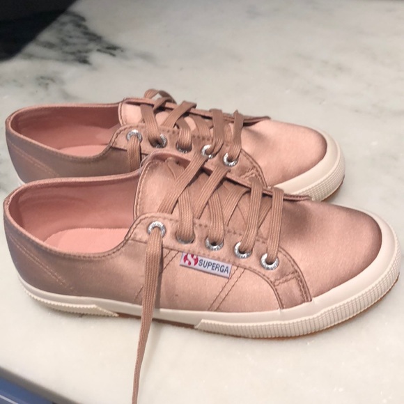 Superga sneakers. Size: 7 - Picture 2 of 7